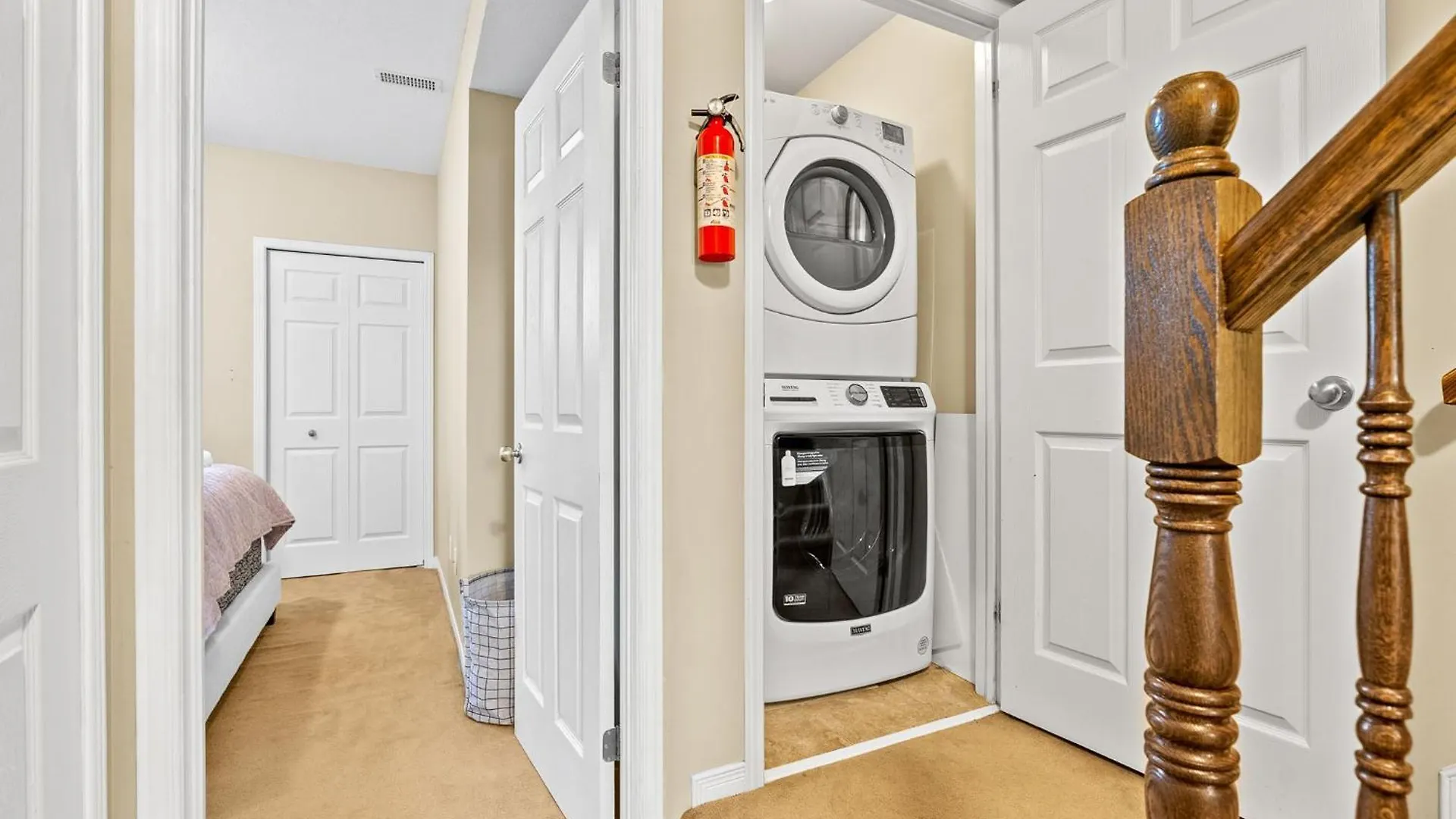 Daire Cozy Modern Condo 15 Mins From Dt With Free Parking Ottawa Kanada