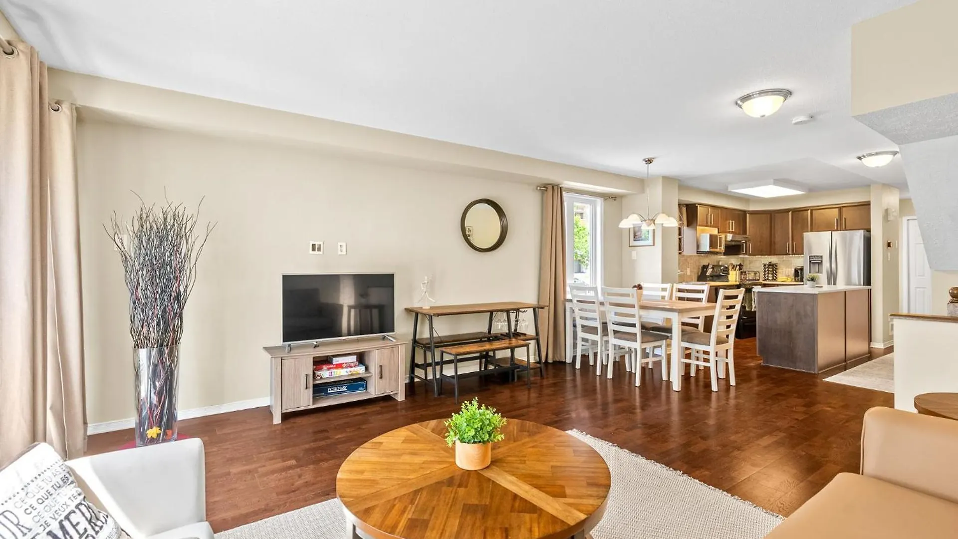 Daire Cozy Modern Condo 15 Mins From Dt With Free Parking Ottawa