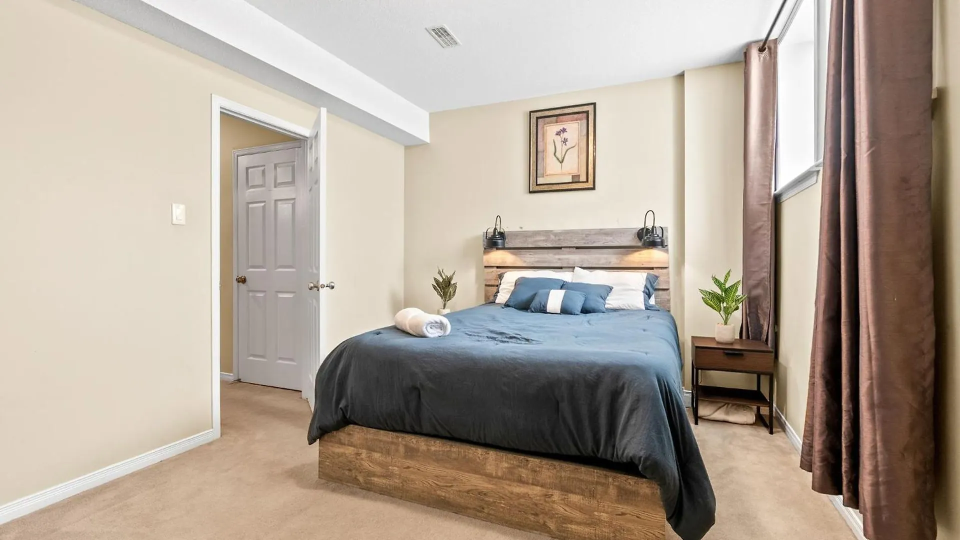 Cozy Modern Condo 15 Mins From Dt With Free Parking オタワ アパート